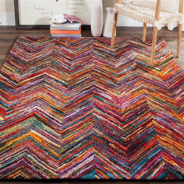 Safavieh Aruba Abstract Rug - 2.6-ft x 5-ft - Polypropylene - Multicolour