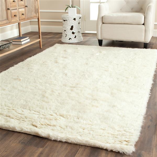 Safavieh Flokati Solid Rug - 8-ft x 10-ft - Wool - Ivory