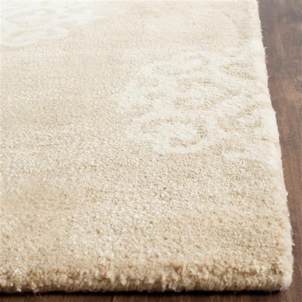 Safavieh Soho Rug - 7.5-ft x 9.5-ft - Wool - Beige/Ivory
