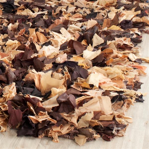 Safavieh Rio Abstract Rug - 4-ft x 6-ft - Polyester - Brown