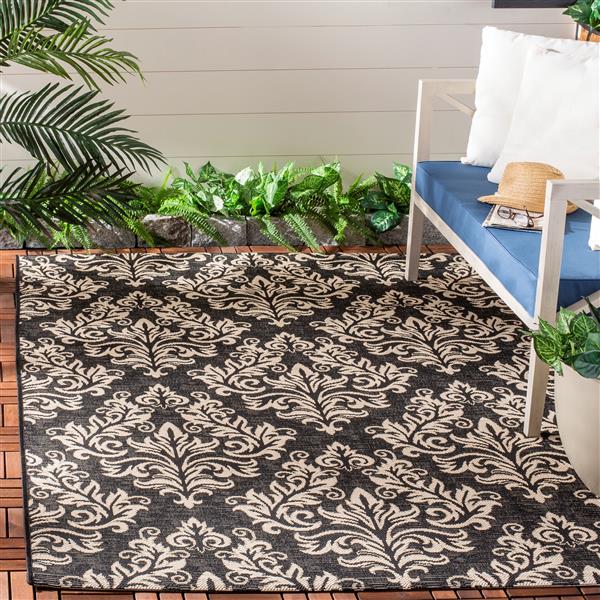 Safavieh Courtyard Rug - 5.3-ft x 7.6-ft - Polypropylene - Black/Cream