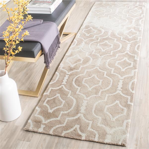 Safavieh Dip Dye Rug - 2.3-ft x 6-ft - Wool - Beige/Ivory