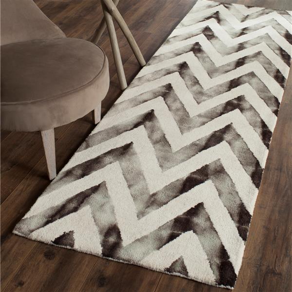 Safavieh Dip Dye Rug - 2.3-ft x 8-ft - Wool - Ivory/Charcoal