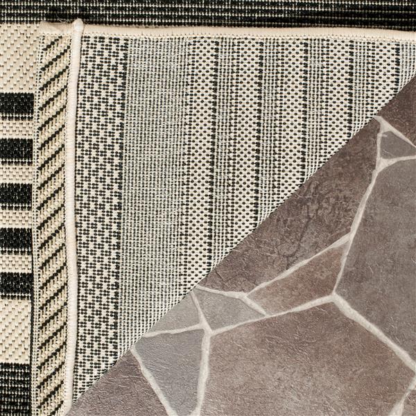 Safavieh Courtyard Rug - 2.3-ft x 10-ft - Polypropylene - Black/Ivory