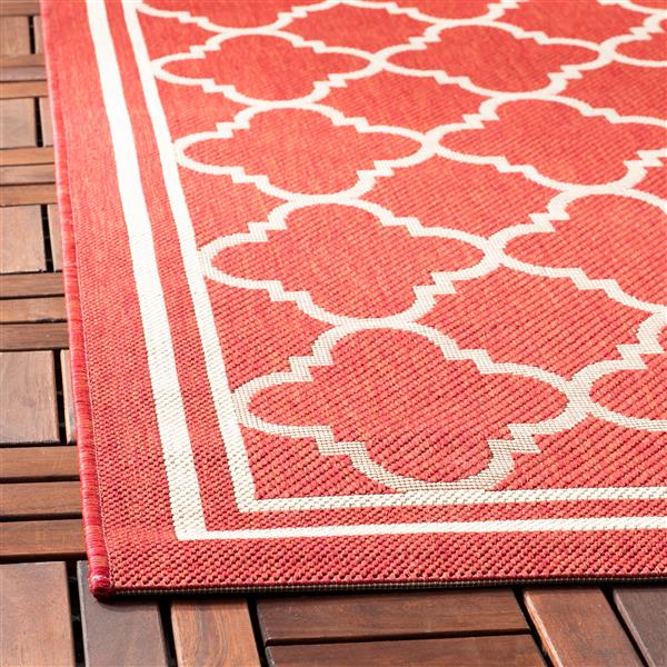 Safavieh Courtyard Rug - 4-ft x 5.6-ft - Polypropylene - Red/Ivory