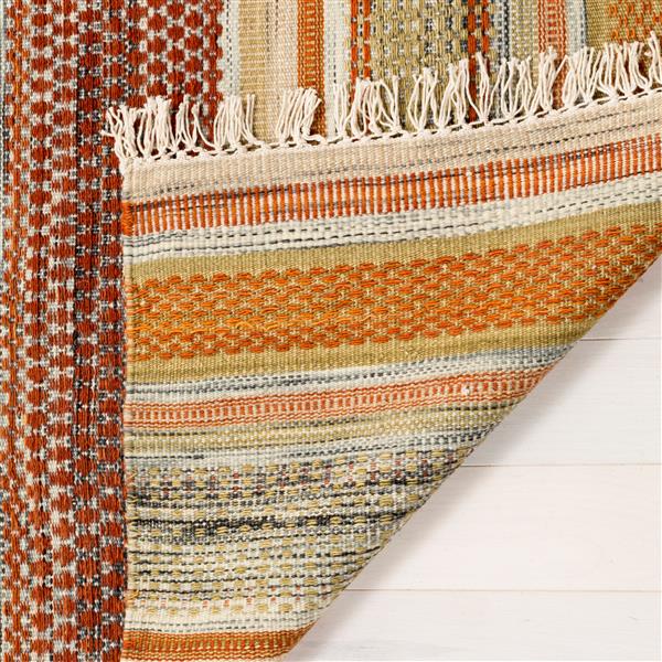 Safavieh Kilim Rug - 8-ft x 10-ft - Polyester - Brown