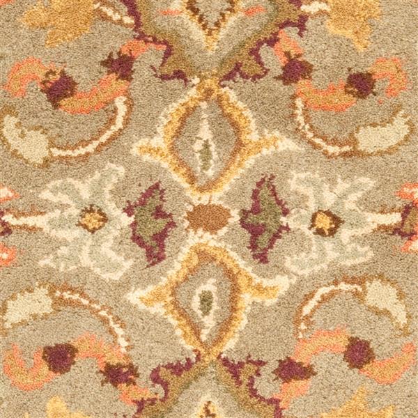 Safavieh Heritage Floral Rug - 2.3-ft x 4-ft - Wool - Light Green/Beige