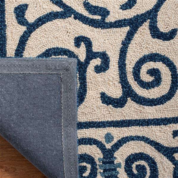 Safavieh Chelsea Floral Rug - 2.8-ft x 4.8-ft - Wool - Ivory/Dark Blue
