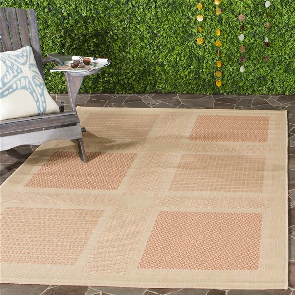 Safavieh Courtyard Geometric Rug - 4-ft x 5-ft 7-in - Natural/Terra