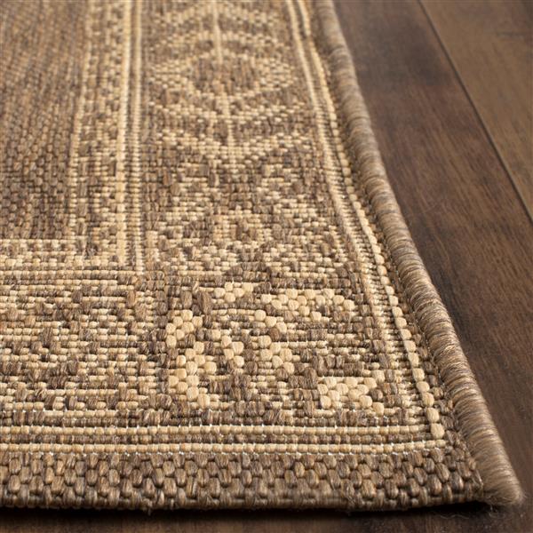 Safavieh Courtyard Border Rug - 4-ft x 5-ft 7-in - Brown/Natural