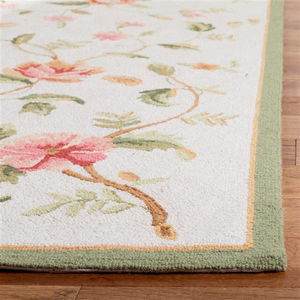 Safavieh Chelsea Decorative Rug - 1-ft 8-in x 2-ft 6-in - Ivory