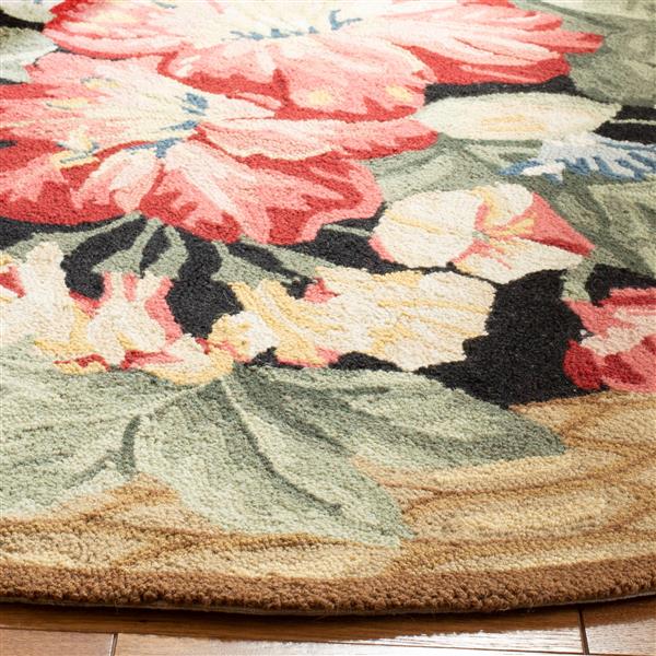 Safavieh Chelsea Decorative Rug - 2-ft 6-in x 8-ft - Black/Brown