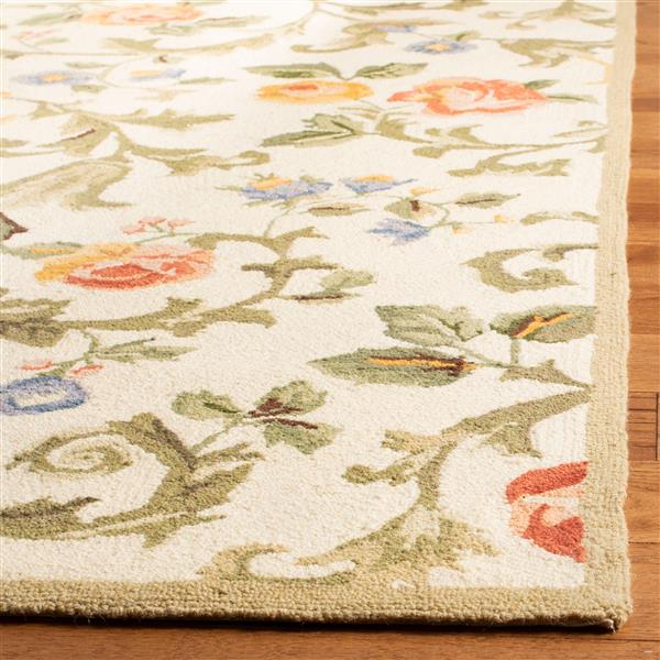 Safavieh Chelsea Decorative Rug - 2-ft 6-in x 8-ft - Ivory