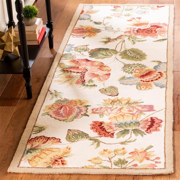 Safavieh Chelsea Decorative Rug - 2-ft 6-in x 8-ft - Ivory