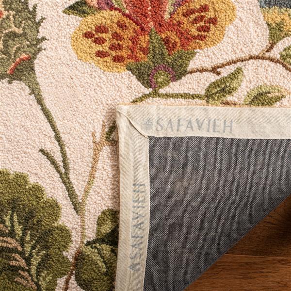 Safavieh Chelsea Decorative Rug - 2-ft 6-in x 6-ft - Ivory