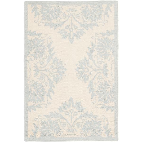 Safavieh Chelsea Decorative Rug - 1-ft 8-in x 2-ft 6-in - Ivory/Blue