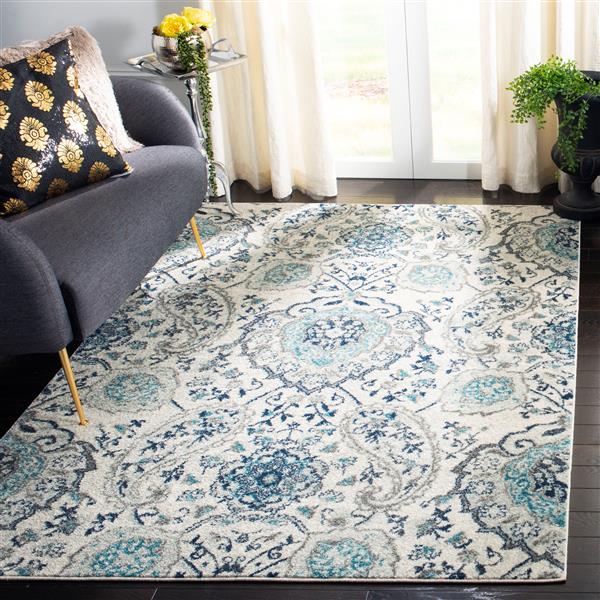 Safavieh Madison Rug - 5-ft x 5-ft - Polyester - Cream/Light Gray
