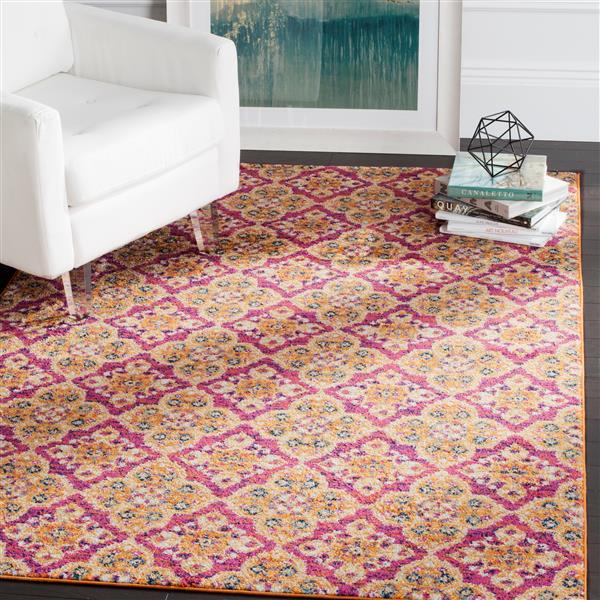 Safavieh Madison Floral Rug - 5.1-ft x 7.5-ft - Polyester - Fuchsia/Gold