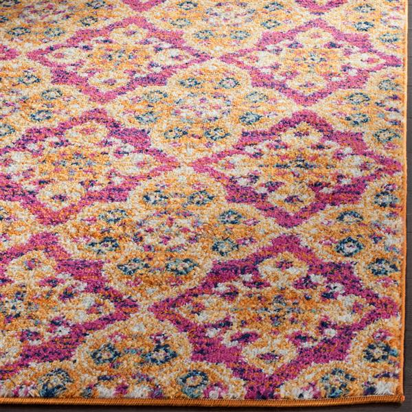 Safavieh Madison Floral Rug - 5.1-ft x 7.5-ft - Polyester - Fuchsia/Gold