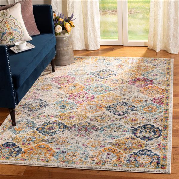 Safavieh Madison Ikat Rug - 4-ft x 6-ft - Polyester - Cream/Multi