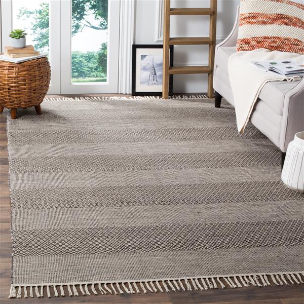 Safavieh Montauk Stripe Rug - 6-ft x 6-ft - Cotton - Ivory/Gray
