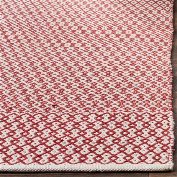 Safavieh Montauk Geometric Rug - 4-ft x 6-ft - Cotton - Ivory/Red
