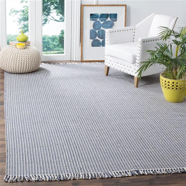 Safavieh Montauk Geometric Rug - 3-ft x 5-ft - Cotton - Ivory/Navy Blue