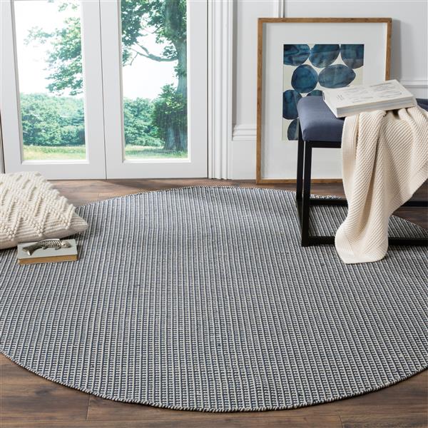 Safavieh Montauk Geometric Rug - 6-ft x 6-ft - Cotton - Ivory/Navy Blue