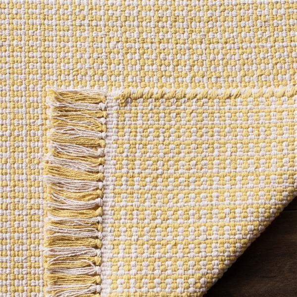 Safavieh Montauk Geometric Rug - 2.3-ft x 8-ft - Cotton - Ivory/Yellow