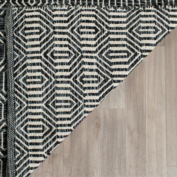 Safavieh Montauk Rug - 2.3-ft x 7-ft - Cotton - Ivory/Dark Gray