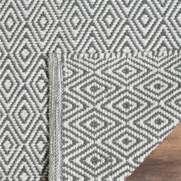 Safavieh Montauk Geometric Rug - 4-ft x 6-ft - Cotton - Ivory/Gray