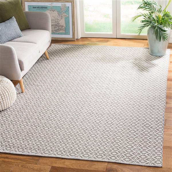 Safavieh Montauk Geometric Rug - 5-ft x 7-ft - Cotton - Ivory/Gray