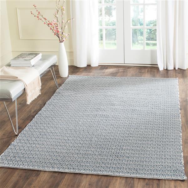Safavieh Montauk Geometric Rug - 5-ft x 7-ft - Cotton - Ivory/Navy Blue