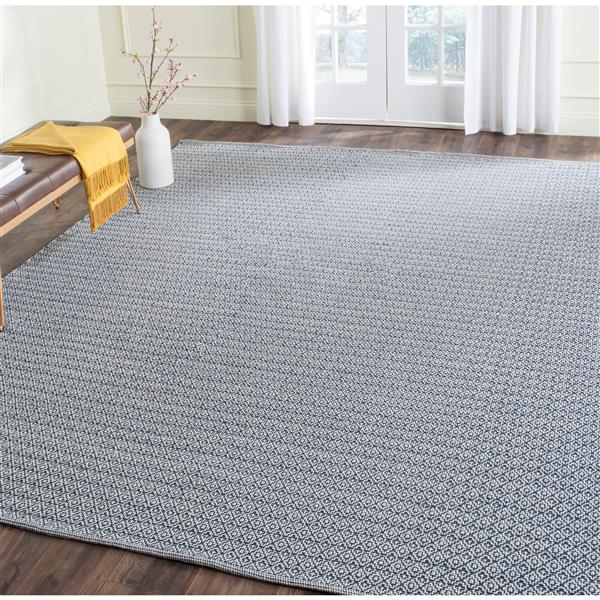 Safavieh Montauk Geometric Rug - 5-ft x 7-ft - Cotton - Ivory/Navy Blue