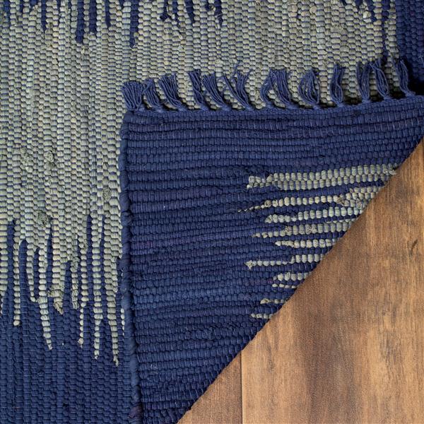 Safavieh Montauk Stripe Rug - 2.5-ft x 4-ft - Cotton - Navy Blue