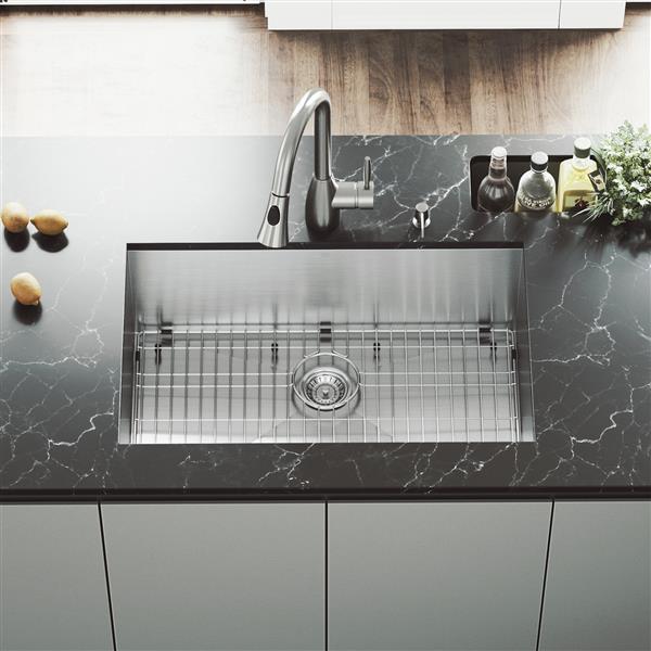 VIGO® Kitchen Sink with Faucet, Grid and Strainer - 30"