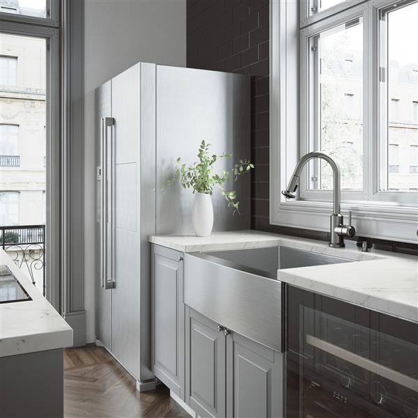 VIGO® Kitchen Sink with Faucet, Grid and Strainer - 30"