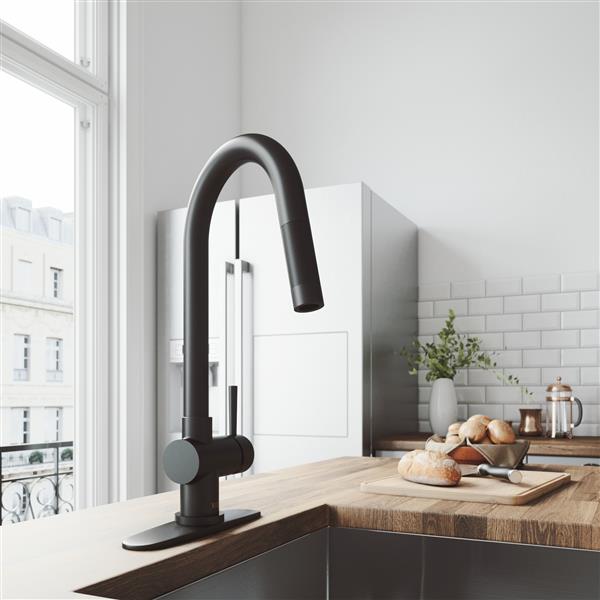 Gramercy Pull-Down Kitchen Faucet With Deck Plate
