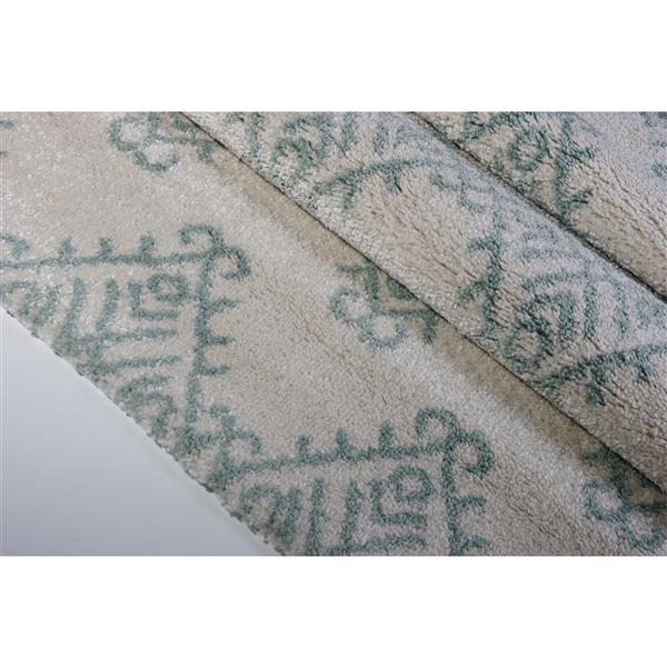 La Dole Rugs®  Geometric Rug - 6.4-ft x 9.4-ft - Polypropylene - Ivory/Green