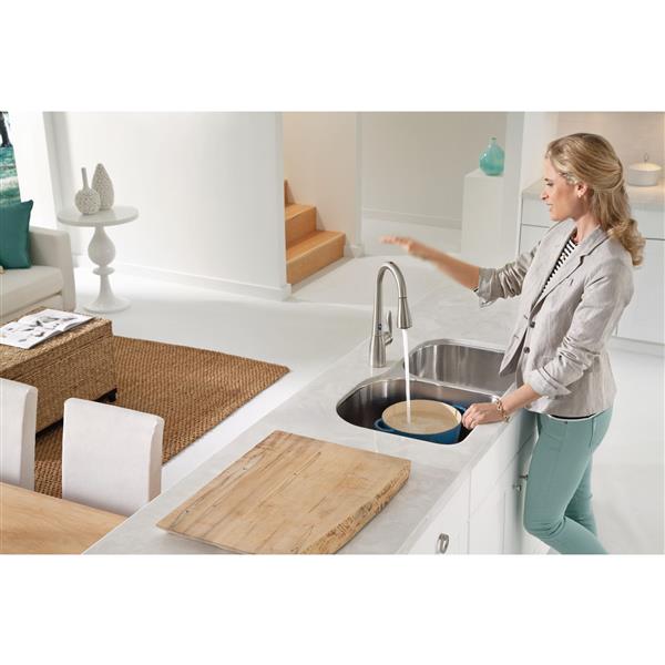 MOEN Arbor Collection Pulldown Kitchen Faucet - Chrome