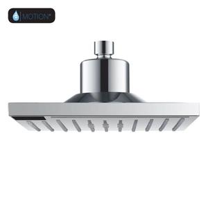 Pomme de douche avec détecteur de mouvement Amotion de Akuaplus, chrome