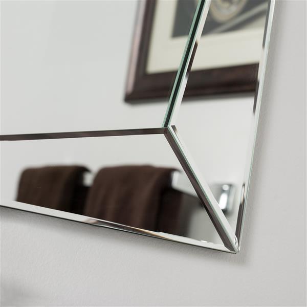 Decor Wonderland Carstadt Modern Bathroom Mirror - 31.5-in x 23.6-in