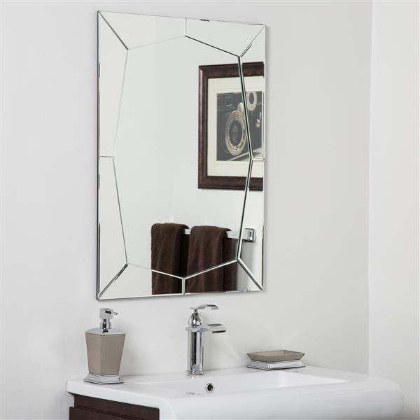 Miroir pour salle de bain Carstadt de Décor Wonderland, 31,5 po x 23,6 po