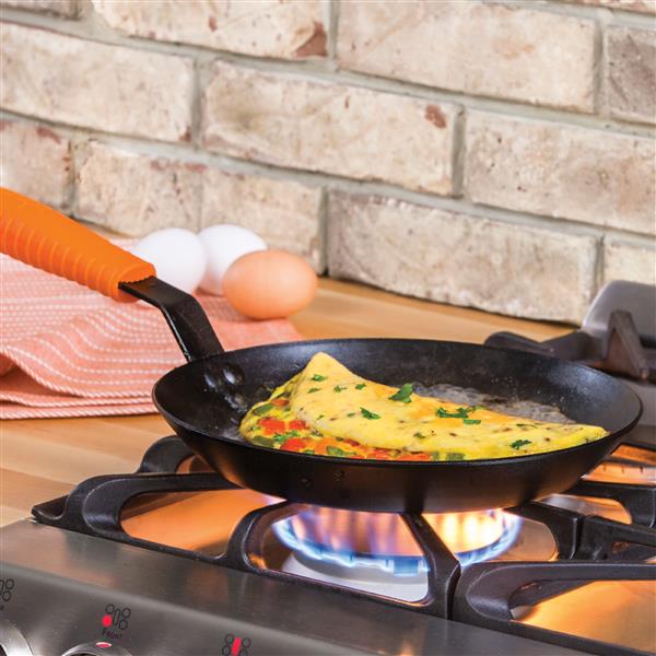 Lodge Seasoned Steel Skillet and Handle Holder - 10-in.