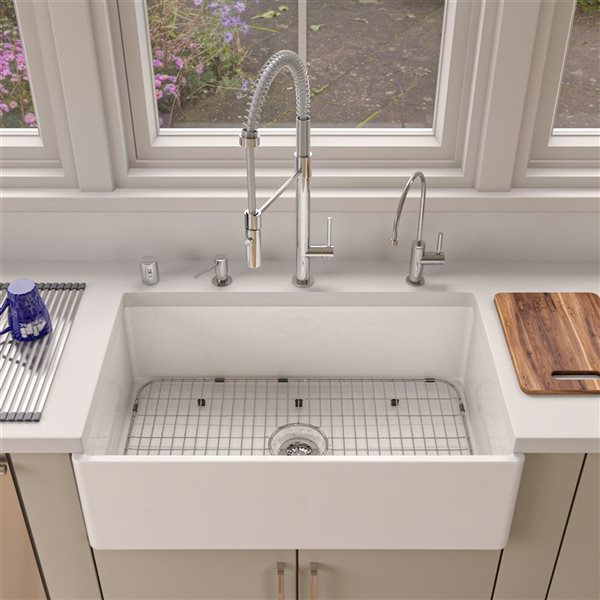 ALFI brand Apron Front/Farmhouse Kitchen Sink - Single Bowl - 33-in x 20-in - White