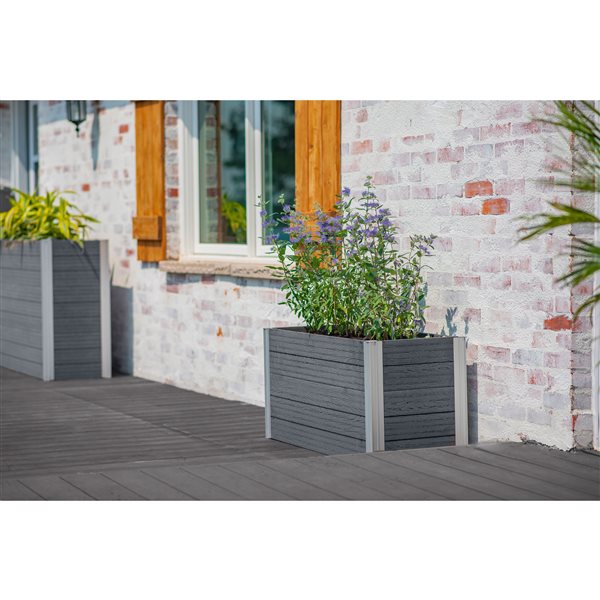 Vita URBANA Parklette Planter - Small - 16-in x 39-in x 18-in