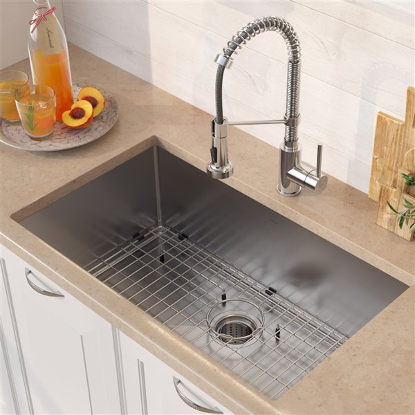 Kraus Standart PRO 30-in Undermount Single Bowl Kitchen Sink