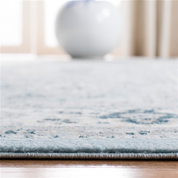 Safavieh Isabella Area Rug - 2-ft 2-in x 7-ft - Rectangular - Blue/Cream