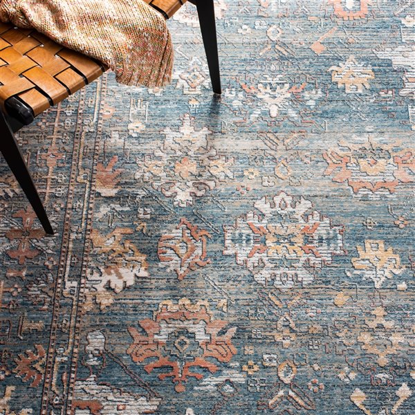 Safavieh Victoria Area Rug - 3-ft x 5-ft - Rectangular - Blue/Ivory