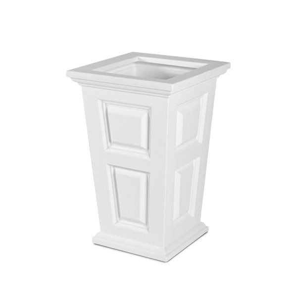 Mayne Wyndham  Planter - 24-in - White